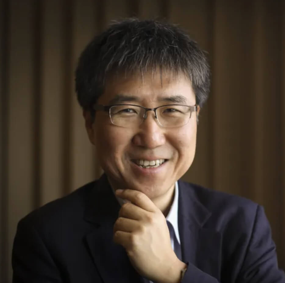 Ha-Joon Chang discussing economics for a more just world